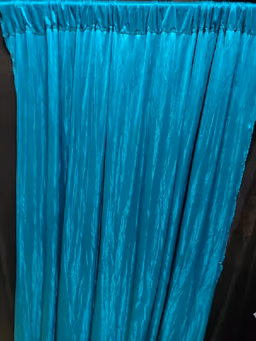 Curtain 7