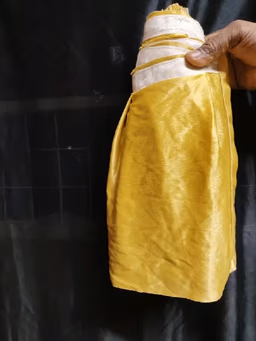 Frill golden
