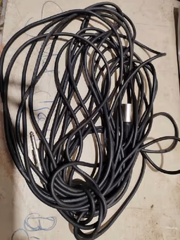 XLR to phono 15 mtr