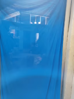 Curtain light blue