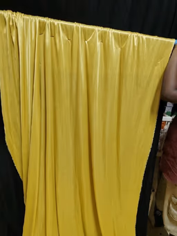 Curtain golden