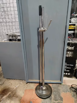 Mic stand