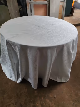 Round Table cloth white.
