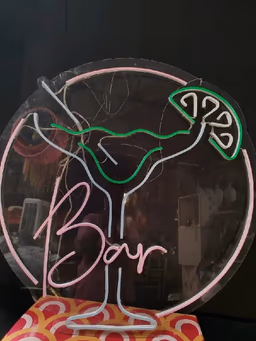 Neyon Bar