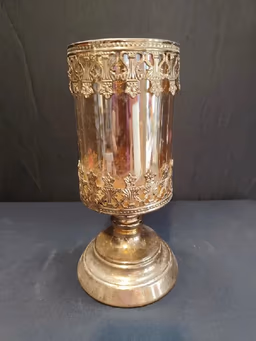 Golden round candle stand 10 inch