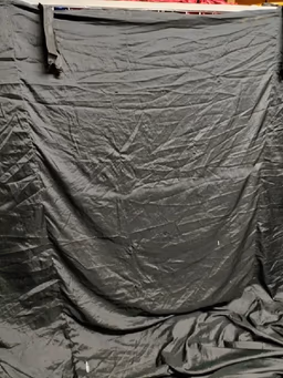 Back drop black