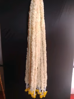 Hangings mala white 10ft