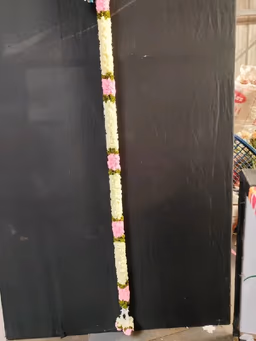 Mala white & pink 6 ft