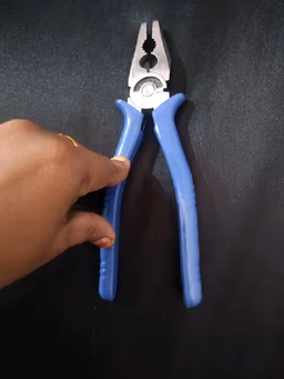 Cutting plier 8 inch