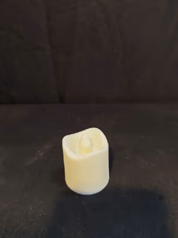 Plastic candle small 1.5 inch
