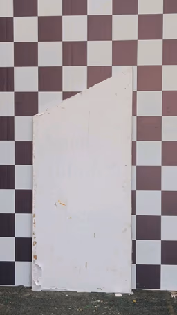 Metal Triangle