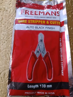 Wire cutter& stripper