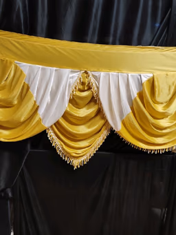 Border frill white& gold