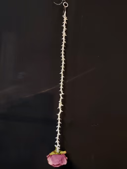Hangings old white 2 ft