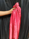 Table frill maroon 1