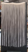 Hanging cloth white 1
